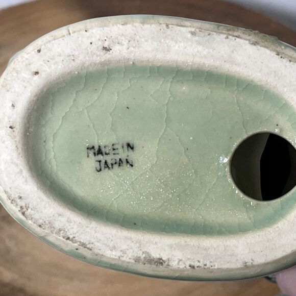 Art Deco Era VTG Made In Japan Green Celadon Bisque Ceramic Monkey Figurine - Picture 8 of 8